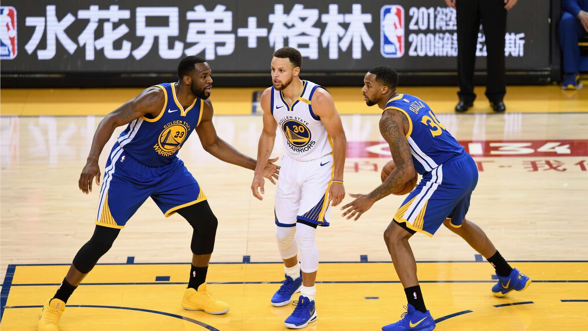 三巨头91分,太强了,吸引防守,你们可以打得更加轻松了 三巨头91分,太强了,吸引防守,你们可以打得更加轻松了